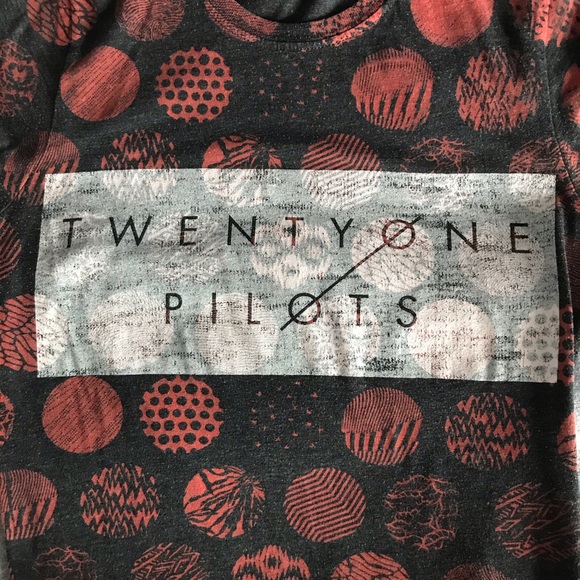 Twenty One Pilots graphic tee shirt - Picture 3 of 4